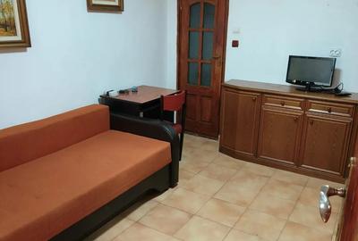 Inchiriez apartament 1camera Tiglina 1 - 3