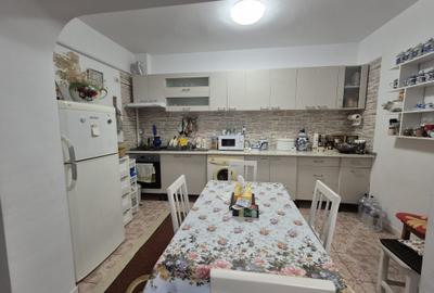 Casă individuală cu 2 camere cu Canalizare în Central - 13