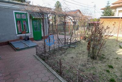ZONA CENTRALA-CASA 3 CAMERE,SUPRAFATA UTILA  125MP, TEREN 235 MP. - 7
