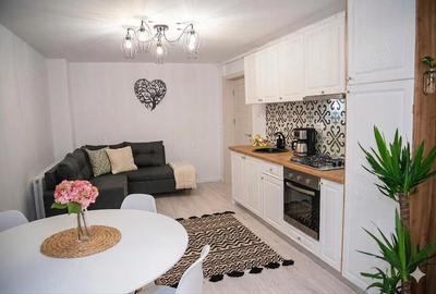 Apartament cu 3 camere decomandat în Central - 2