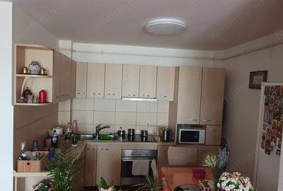 Vand garsoniera 41 mp utili