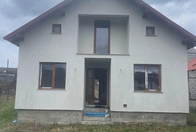 Casă în Vișeu de Mijloc - 2