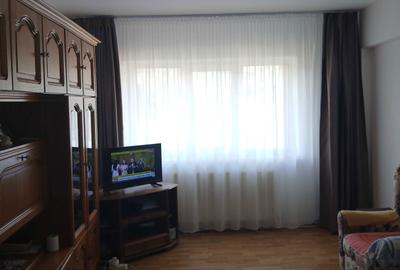 Apartament cu 2 camere decomandat în Central - 3