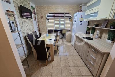 Apartament decomandat 3 camere balcon pivnita lift Vasile Aaron Sibiu - 6