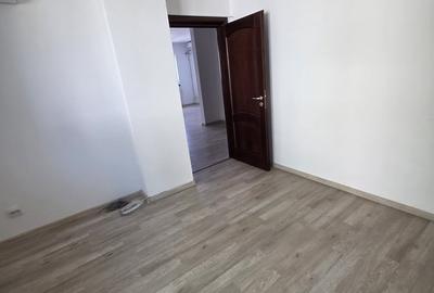 Apartament cu 3 camere semidecomandat în Libertății - 1
