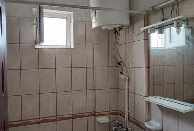 Apartament cu 3 camere semidecomandat în Sulina - 3
