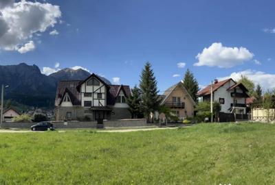 Teren de 1407 mp, în Central - 13