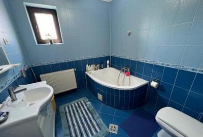 Casa 5 camere, P+1+Pod, toate utilitatile - 1