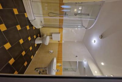 Spațiu comercial, de 400 mp, în Girocului - 8