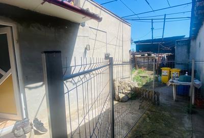 Casă individuală cu 4 camere cu Teren 304 Mp în Inel I - 5