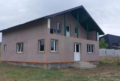 Casă cu 4 camere în Comana - 3