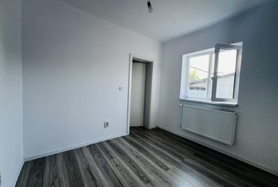 Duplex cu 4 camere cu Teren 235 Mp în Plopi - 3