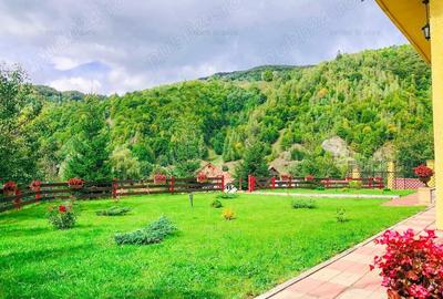 Vila Turistica de Vanzare 1.8 km de Castelul lui Dracula, Bra?ov - 1
