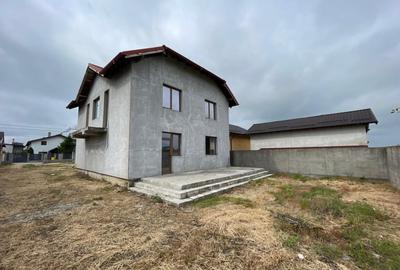 Casa semifinisata P+1 cu teren de 710mp in proximitatea centurii de Nord Craiova - 3