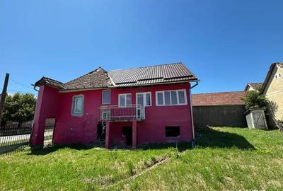 Casa de vanzare 8 camere