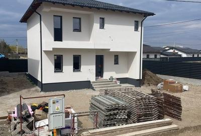 Casă cu 4 camere în Bradu - 6