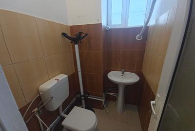 Spațiu comercial 35 mp de închiriat  zonă Stadion Constanța vad excelent - 7