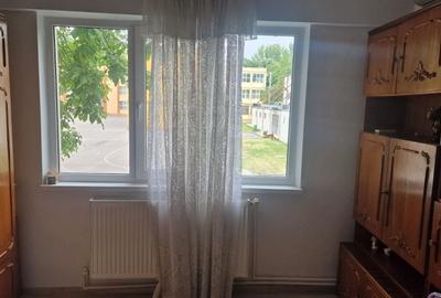 Apartament cu 2 camere decomandat, mobilat în Viziru 3 - 3