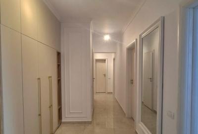 Apartament cu 3 camere decomandat, mobilat în 1 Mai - 5