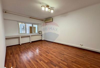 Apartament cu 2 camere decomandat în Central - 4