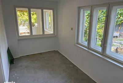 Casă cu 4 camere cu Teren 735 Mp în Dăbâca - 3