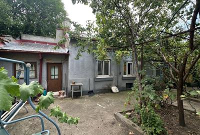 Casă individuală cu 4 camere cu Canalizare în 1 Mai - 11