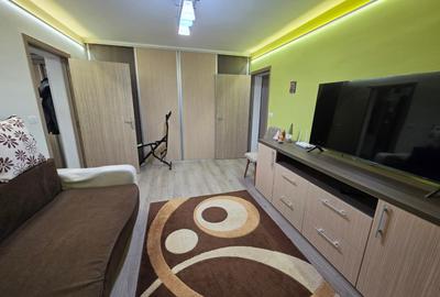 Apartament cu 2 camere semidecomandat în Titan - 1