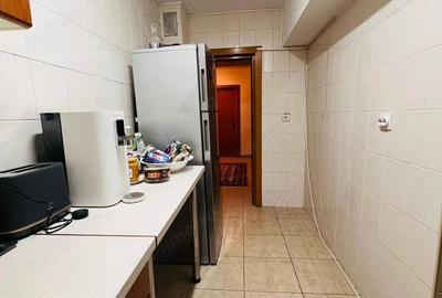 Apartament cu 3 camere decomandat, mobilat în Alba Iulia