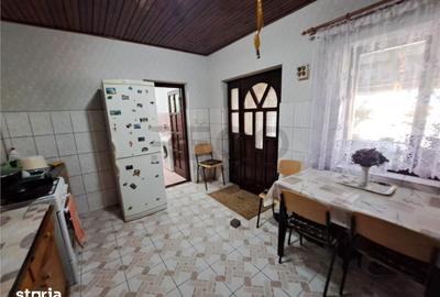 Casă cu 4 camere cu Teren 1439 Mp în Central - 4