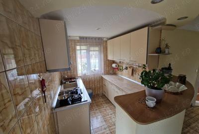 Casă cu 4 camere în Central - 11