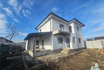 Vila 4 camere asfalt incalzire pardoseala la 20 minute de metrou Pacii - 11