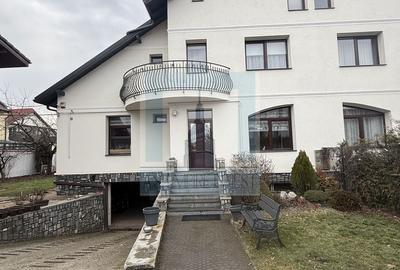 Casă cu 4 camere în Central - 15