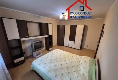 Decomandat, spatios, mobilat si utilat, etajul 1 / CE 1000 - 1