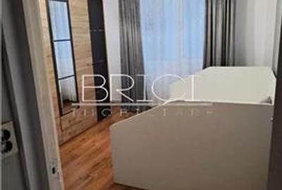 Apartament cu 3 camere semidecomandat în Gemenii - 3