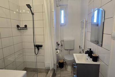 Garsonieră decomandată, mobilată în Central - 6