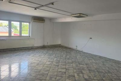 Spațiu comercial, de 40 mp, în Libertății - 2