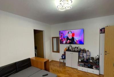 Apartament de vanzare, cu 2 camere, etajul 3, 46 mp, zona po - 1