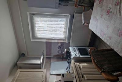 Apartament cu 3 camere decomandat în Central - 2