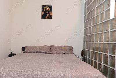 Inchiriez garsoniera in zona centrului universitar-300 euro Inchiriez garsoniera in zona centrului universitar-300 euro - 3