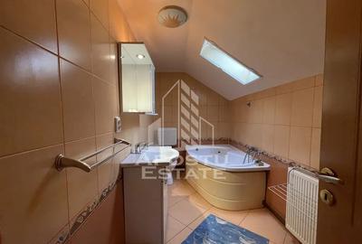 Casă cu 3 camere cu Teren 987 Mp în Iosefin - 10