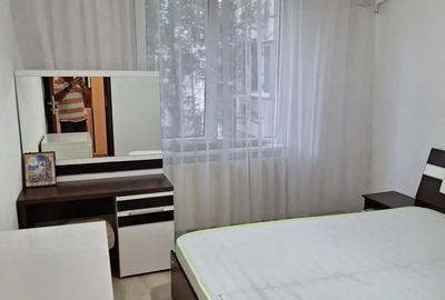 Inchiriez apartament 3 camere - 3