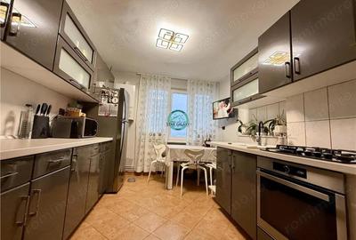 Vanzare - Apartament cu 2 camere - Cornisa - 9