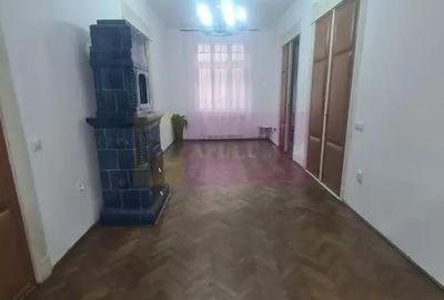 Casă cu 3 camere cu Teren 247 Mp în Central - 9