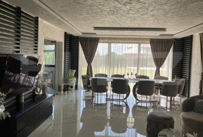 Casă cu 5 camere cu Piscina în Central - 16
