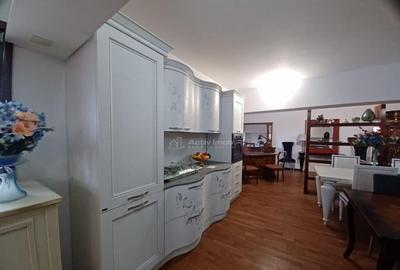 Spațiu comercial, de 1,400 mp, în Balotești - 2