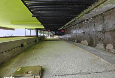 Spațiu comercial, de 90 mp, în Central - 3