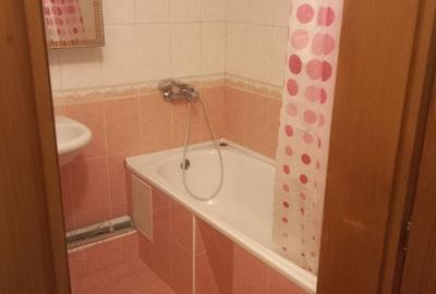 Apartament cu 3 camere decomandat în Bartolomeu - 4