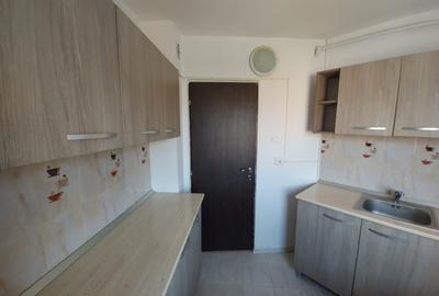 Garsonieră decomandată în Central - 2