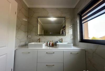 Casă cu 4 camere cu Teren 550 Mp în Hălchiu - 9