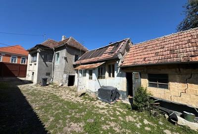 Comuna Augustin, casa batraneasca, locuibila, necesita renovare! - 16